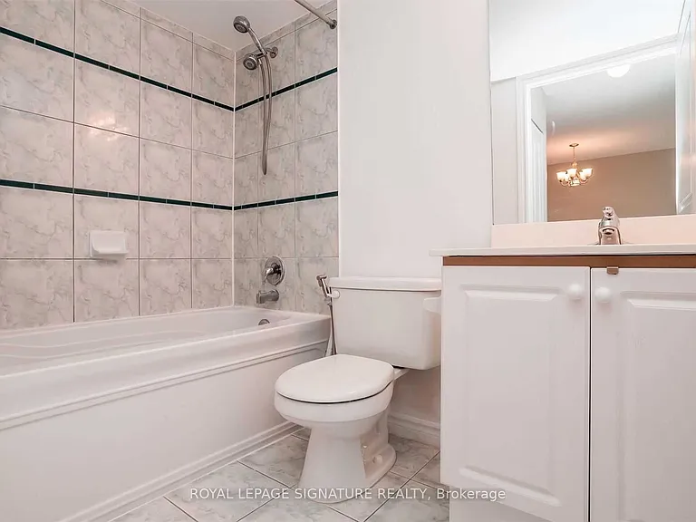 9017 Leslie St #603 — Photo 15