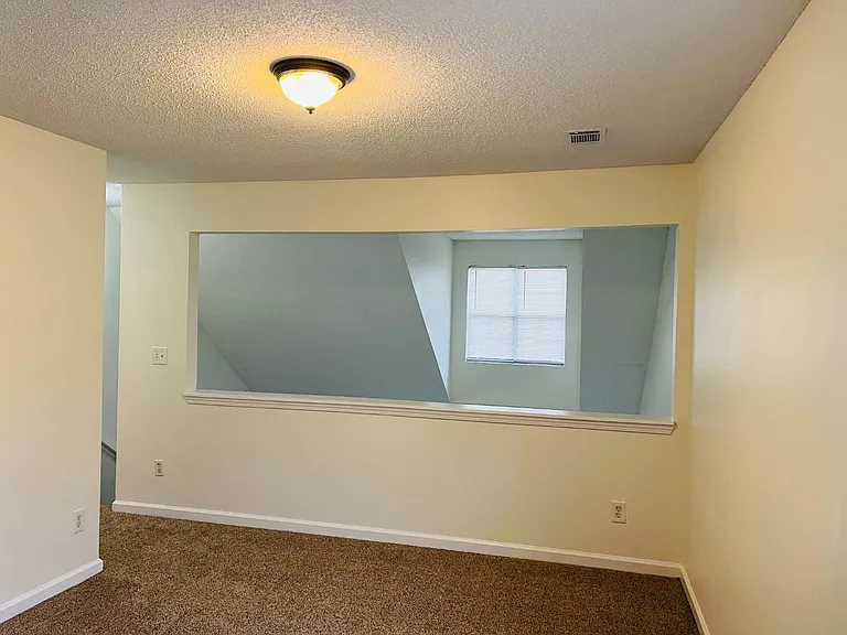 4037 Ravenwood Ct — Photo 12