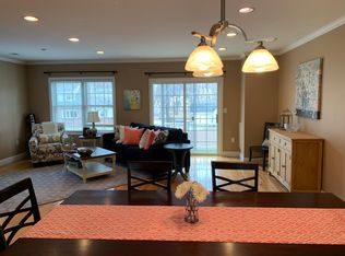 60 Dodge St, Pawtucket, RI 02860