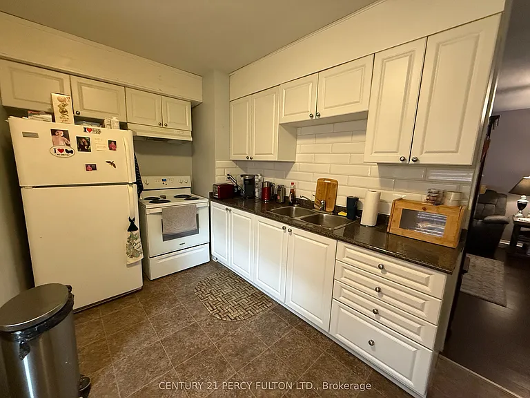 220 Rosedale Dr #1 — Photo 5