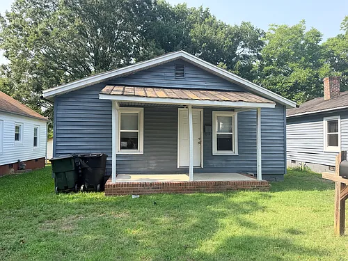 644 Gunn St Photo 1