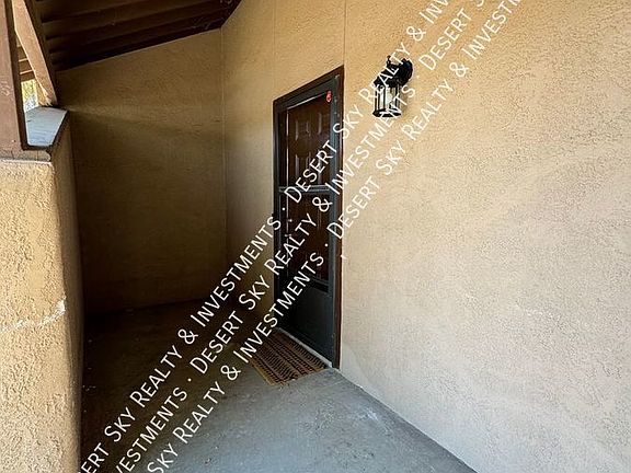 2nd image of 1345 Branson Ave APT 1B