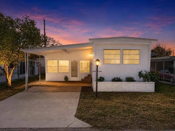 1012 50th Avenue Plz W, Bradenton, FL 34207