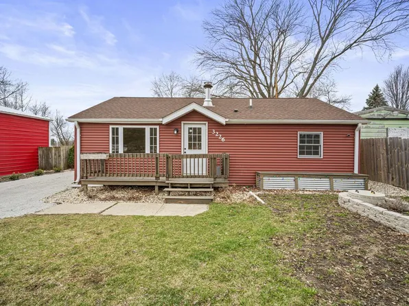 3226 102nd AVENUE, Kenosha, WI 53144