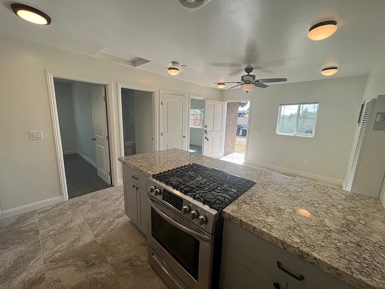 804 W Nectarine Ave #A — Photo 6