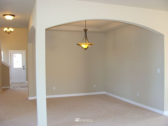 3rd image of 4225 E N Street
