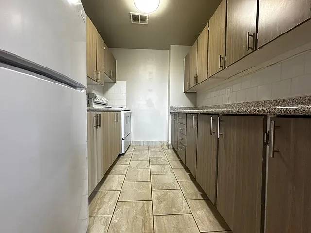 1030 Pearson Dr — Photo 17