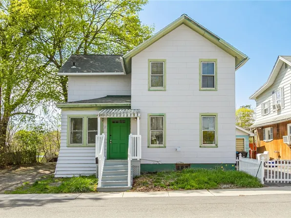 13 Burrall Ave, Geneva, NY 14456