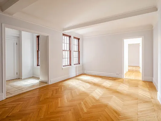 Rented by City Connections Realty | media 2