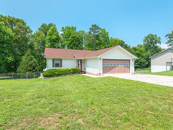 2nd image of 125 Brandy Hill Ln