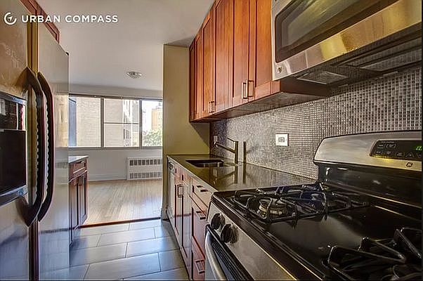 1st image of 95 W 95th St #3E