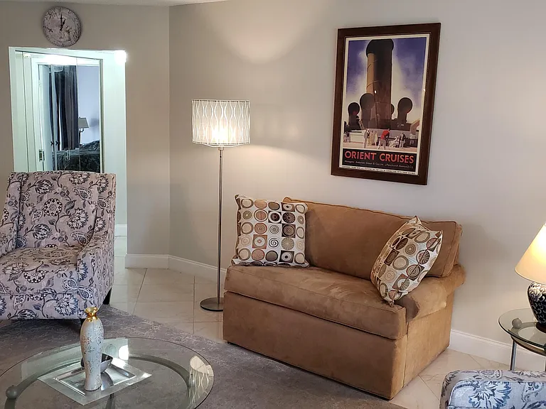 3755 Via Poinciana #304 — Photo 8