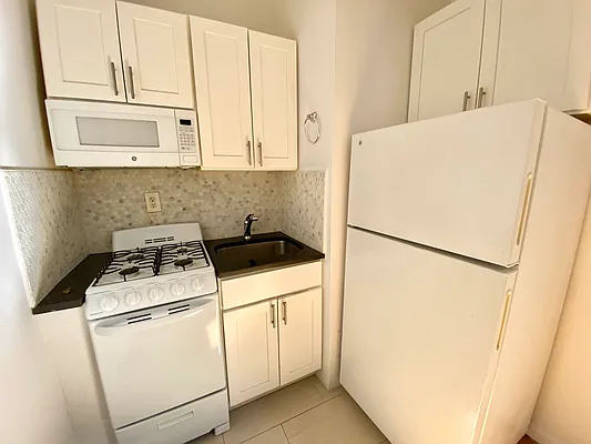 Rented by JM Preston Properties LLC | media 39