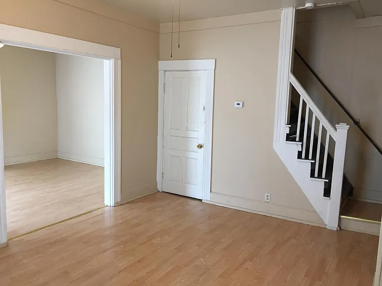 217 NW 5th St — Photo 10