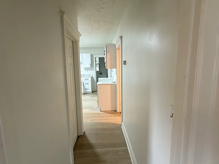 25 Lorenzo St #1 — Photo 6