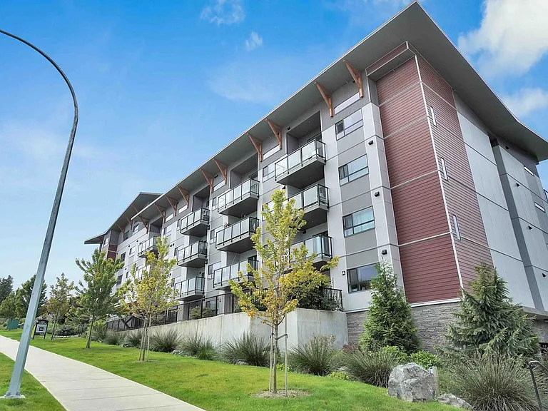 5085 Uplands Dr #401 — Photo 9