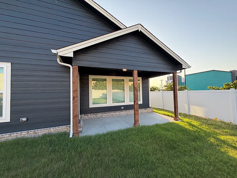 9407 N 116th East Ave — Photo 18
