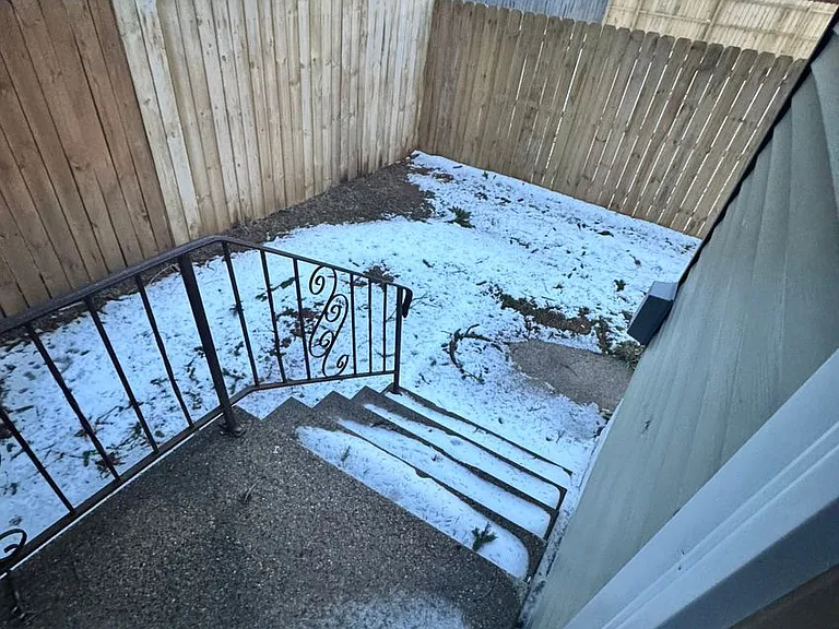 816 Hamilton St — Photo 11