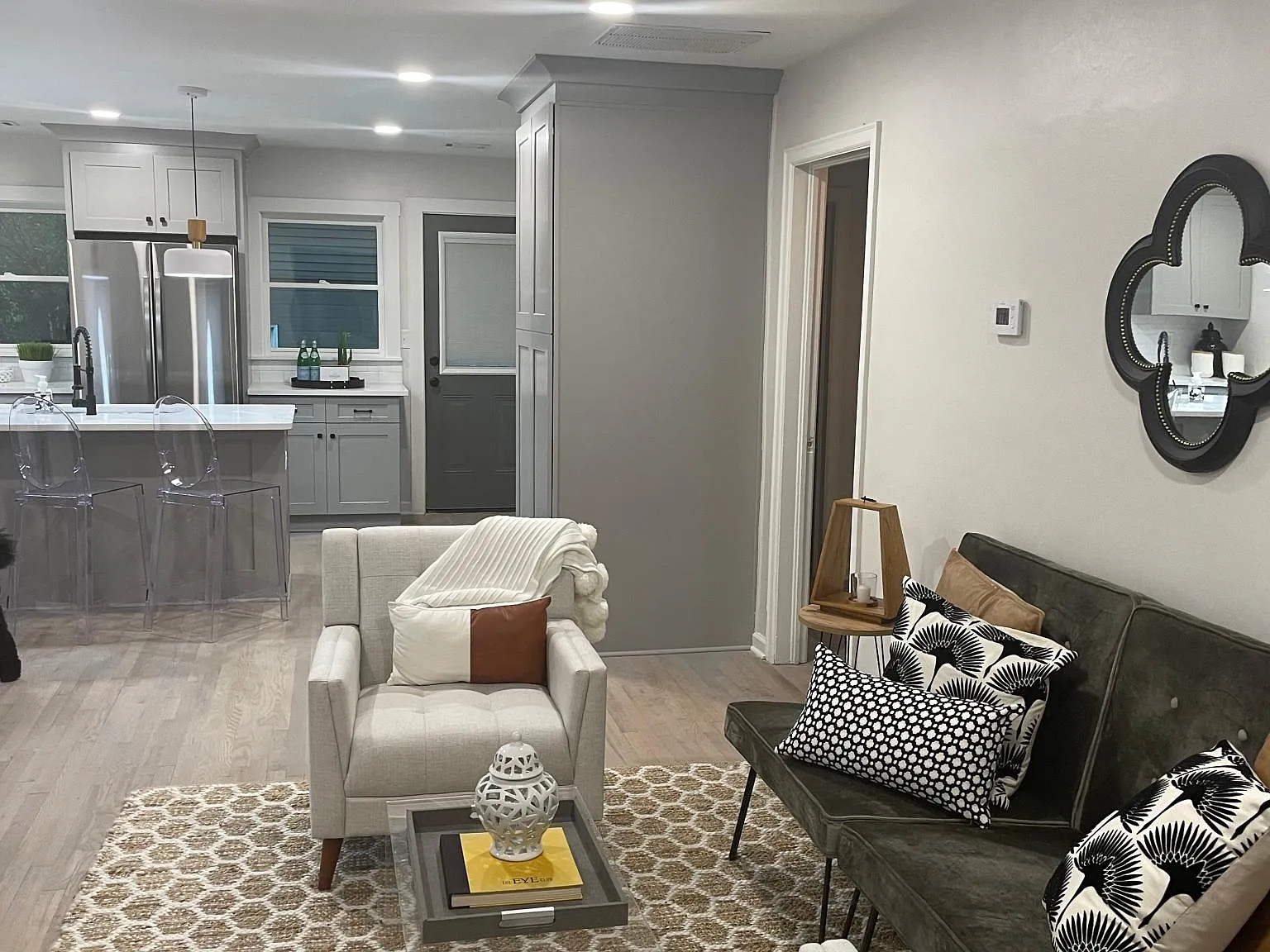 3403 Beech Dr — Photo 2