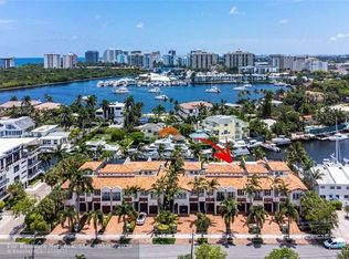 2740 NE 14th St #3, Fort Lauderdale, FL 33304