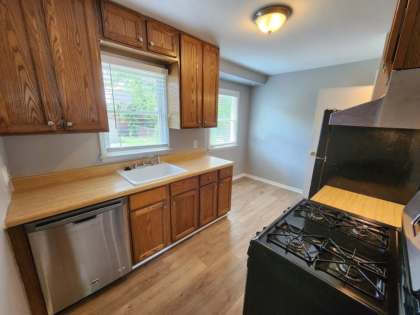 3 bed 1 bath North Ferndale home for lease — Photo 4