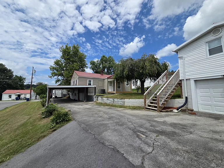 322 Mill St — Photo 14
