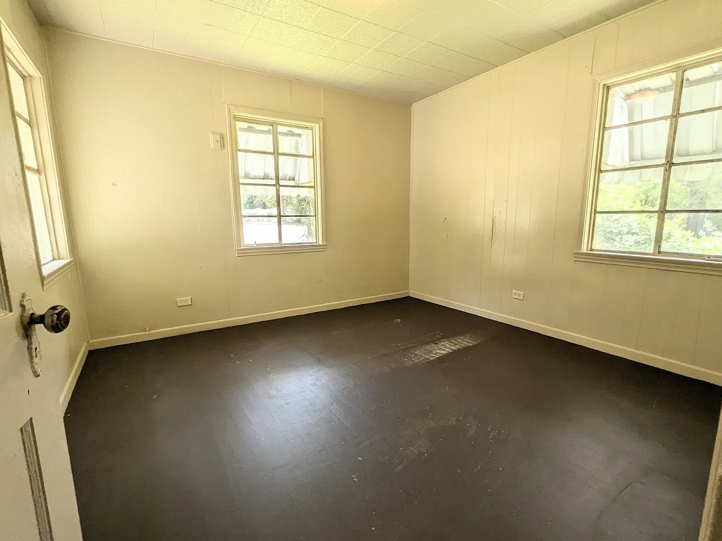 Available November! 3 Bedroom on TX - Accepting Housing — Photo 4