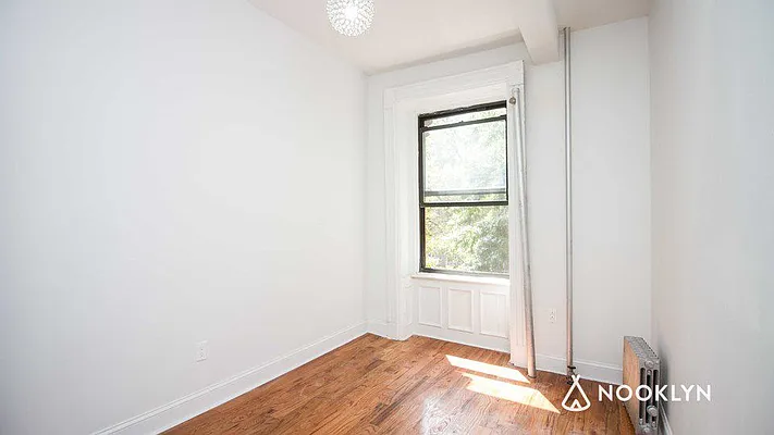 Rented by Nooklyn NYC LLC | media 29