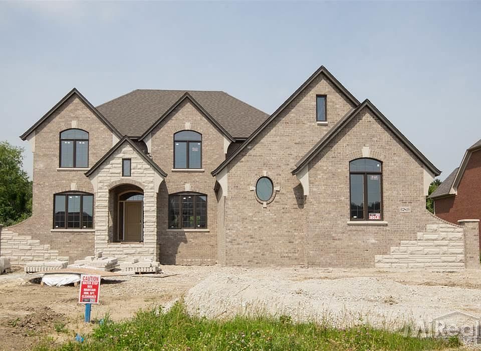 2nd image of 62849 Morningside Dr