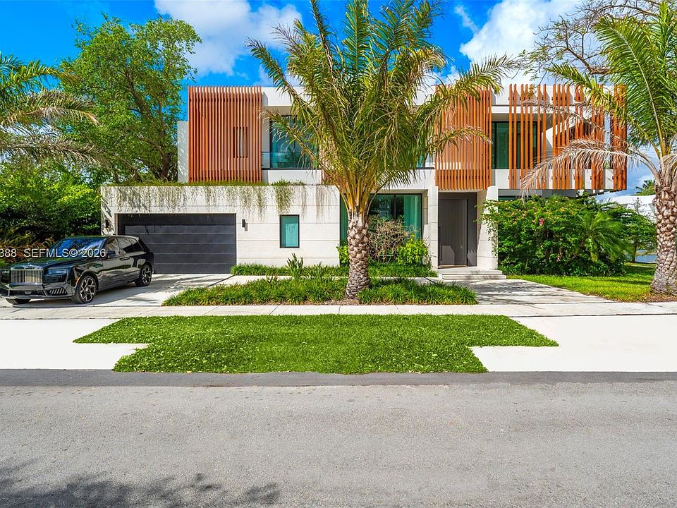 1st image of 7700 SW 50th Ct