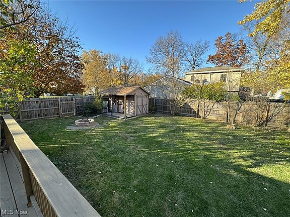 3rd image of 33923 Beach Park Ave