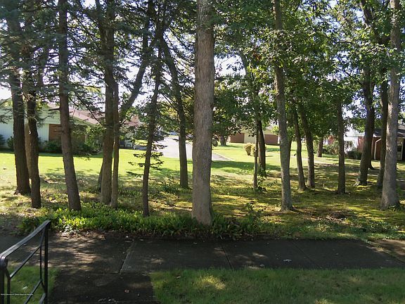 3rd image of 77C Dorchester Dr #1003