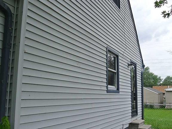5th image of 22701 Laukel St