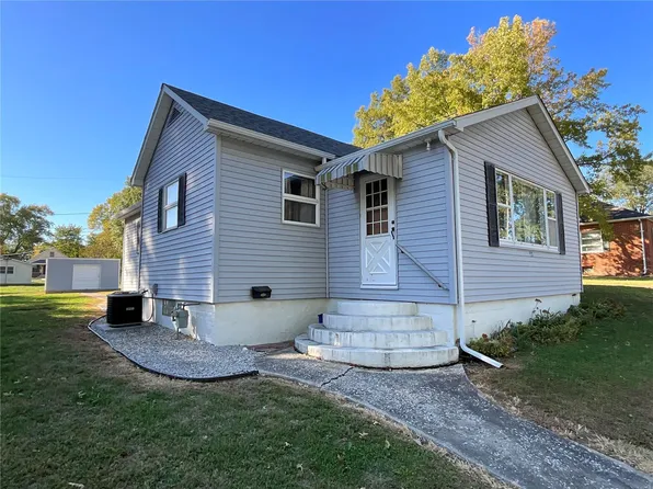 204 S 7th St, Benld, IL 62009