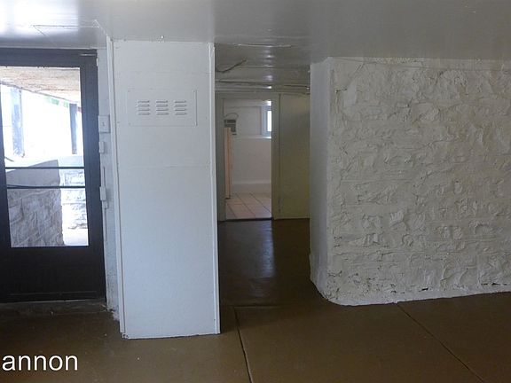 4th image of 4141 Magnolia Ave