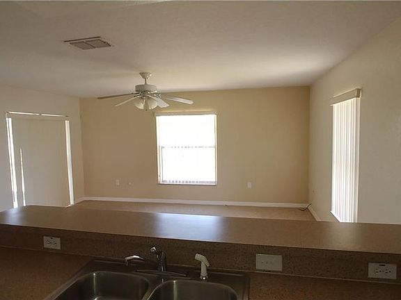 5th image of 146 Brixham Ct