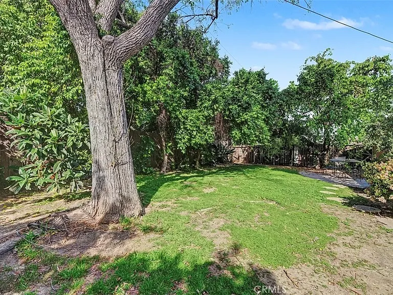 4413 Canoga Dr — Photo 29