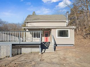 19420 Herber Rd, Dubuque, IA 52001