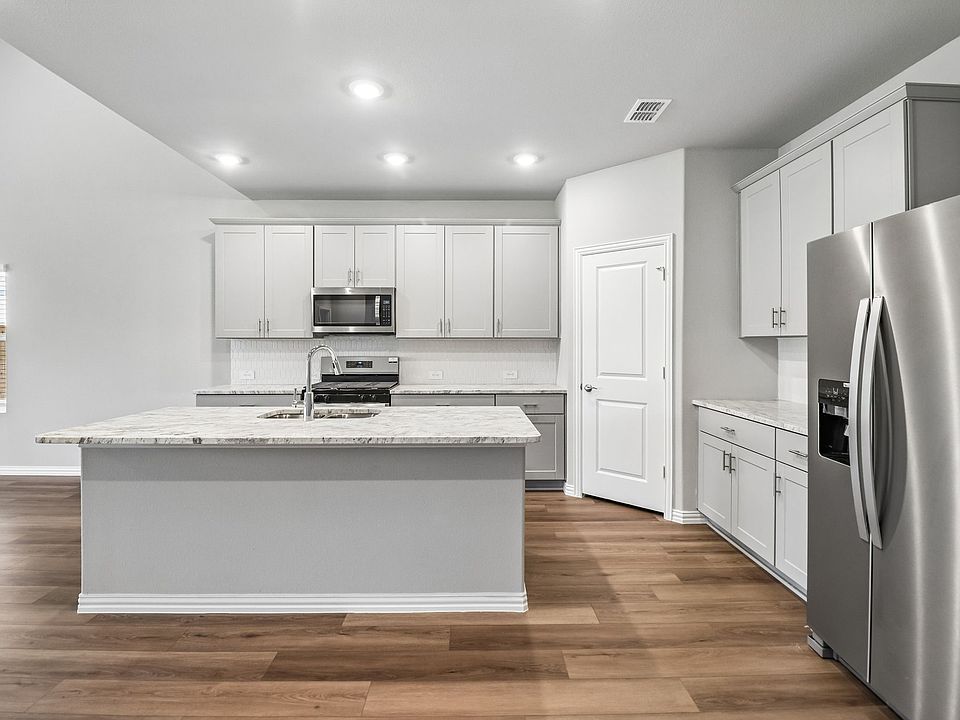 1st image of 2114 Longchamp Ln