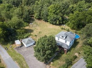69 Reservoir Rd, Marlboro, NY 12542