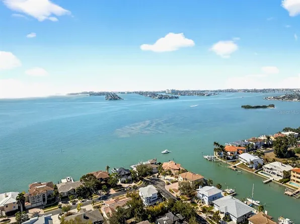 5900 Bayview Cir S, Gulfport, FL 33707