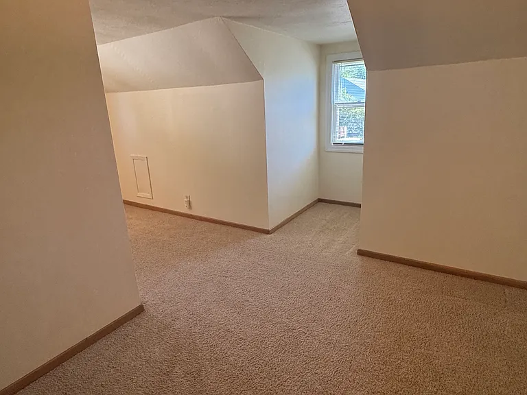 803 9th Ave NE #803 — Photo 11