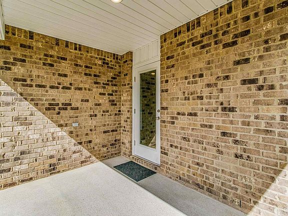 4th image of 6316 Churchill Cir