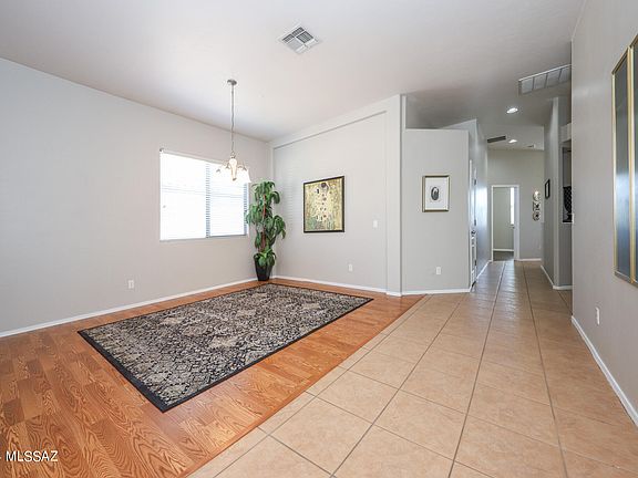 3rd image of 7856 N Rondure Loop