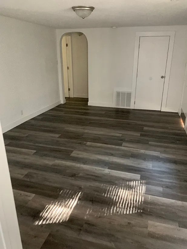 2 bed, 1.0 bath, 856 sqft, $750 — Photo 4