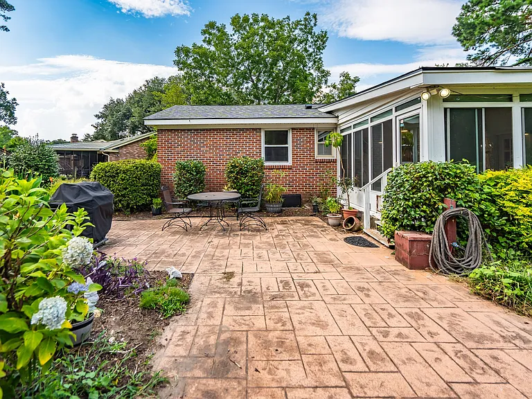 1045 Birchdale Dr — Photo 70