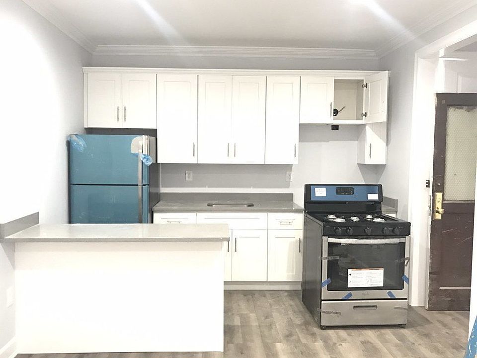1st image of 4340 41st St APT 1F