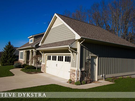 3rd image of 4774 Firefly Dr NE