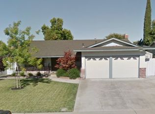606 S Madsen Dr, Ripon, CA 95366