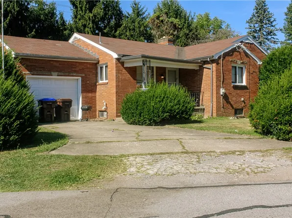 1638 Shady Dr, Farrell, PA 16121